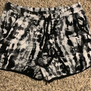 nobo tie dye shorts size m